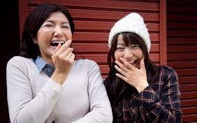 Undoubtedly the face is the site of beauty and attraction, so concealing it is obligatory lest men who do feel desire be attracted and tempted by her. Why Do Japanese Women Cover Their Mouth While Laughing Gaijinpot