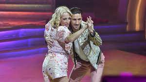 Anikó akkor vezette a híradót utoljára, pedig eredetileg a héten be volt osztva. Nelkuluk Lesz A Dancing With The Stars Nlc Hu