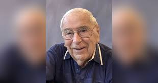 Ben Morin's Instagram, Twitter & Facebook