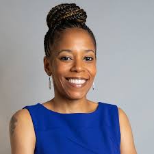 Tia Brown's Instagram, Twitter & Facebook