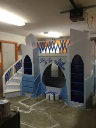 Frozen Theme Bed Frozen Bedroom Frozen Bedroom Design Cool Kids Bedrooms