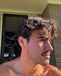 Trey Glover's Instagram, Twitter & Facebook