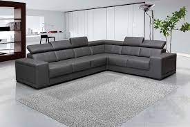 See more ideas about grey leather sectional, living room grey, living room designs. 17 Creative Living Room With A Leather Sofa Decorating Ideas