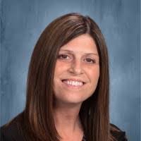 Renee Nye's Instagram, Twitter & Facebook