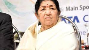 Fanney Khan: Lata Mangeshkar wishes luck to 'talented' Anil Kapoor