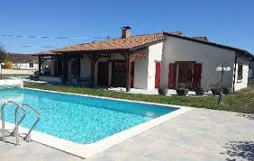 Villas Avec Piscine Auvergne Locations De Vacances