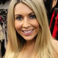 Carley Carr's Instagram, Twitter & Facebook