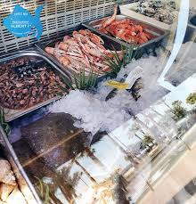 Seafood Fish And Sun In Antibes Cote D Azur Fruits De Mer Antibes Poisson