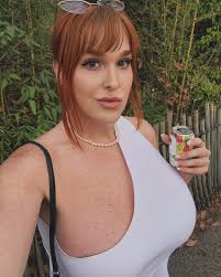 Got drug out to a Halloween event last night. I know ive not really posted  much of my comings or goings ive just been in a hide from the world sort of