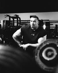 Larry (@larrywheels) • Instagram photos and videos