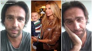 He is an actor and writer, known for vyprávej (2009), decibely lásky (2016) and dvojrole (1999). Roman Vojtek