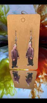 Jun 04, 2021 · other meme stocks have also continued to see strong, albeit volatile, showings, with shares of the canadian software company and legacy cell phone maker blackberry, jumping $18.74 at opening from. Robert Pattinson Meme Ohrringe Etsy