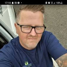 Nigel Stevens (@9inchnige)