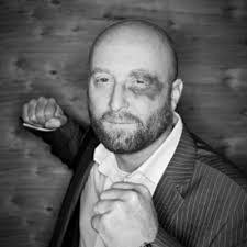 Damon Sullivan's Instagram, Twitter & Facebook