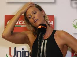 Pagina fan non collegata direttamente con federica pellegrini. Federica Pellegrini E Positiva Al Covid 19 Dolori E Mal Di Gol Pianto Fino A Ora Altri Sport Calciomercato Com