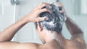 Scopriamo insieme di cosa si … Lavare I Capelli Tutti I Giorni Ne Favorisce La Caduta Freeinfo