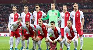 Polacy w meczu ze słowacją stracili gola samobójczego, ale również kończyli spotkanie w dziesiątkę po drugiej żółtej kartce. Pilka Nozna Wiemy Co Z Meczami Reprezentacji Polski W Lidze Narodow Radiomaryja Pl