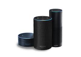 Mit sprachbefehlen lässt sich das haus bequem vom sofa aus managen: Amazon Alexa Evon Smart Home