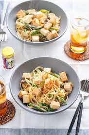Creamy Miso Pasta With Tofu And Asparagus Just One Cookbook Recipe Vegetarian Pasta Recipes Tofu Pasta Easy Pasta Recipes