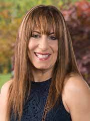 Donna Drizin's Instagram, Twitter & Facebook