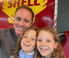 Renting a room or cabin near Noosa and Eumundi