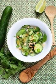 Salade De Concombre Thailandaise Un Dejeuner De Soleil Salade Concombre Recettes De Cuisine Recette Asiatique