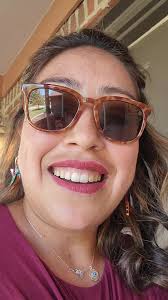 Lyris Lovett, Real Estate Agent