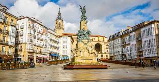 Duo formado em 2015 por ana caetano e vitória falcão. Vitoria Gasteiz Places To Visit