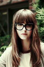 25 Most Beautiful And Trendy Hairstyles With Bangs In 2018 Beauty By Gizzy Hairstyles With Glasses Hairstyles With Bangs Bangs And Glasses