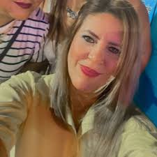 Escuela de Cosmetología y Dermocosmiatría by Body Look