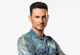 גיא זוארץ נבחן לפני מספר ימים אצל הבמאי האנגלי, במסגרת אודישנים שנערכו לו ולקבוצה נוספת של שחקנים. ×'×™× ×–×•××¨×¥ ×ž×¢×¨×™×'