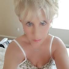 MALCOLM A. LESAVOY, MD