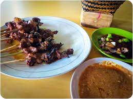 Sate Kambing Hadori Grilled Marinated Goat Satay Served In Chili Soy Sauce And Peanut Sauce Food Satay Peanut Sauce