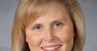 Susan Starrett's Instagram, Twitter & Facebook