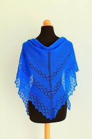 Knit wrap pattern lace knitting patterns lace patterns knitting stitches free knitting free pattern poncho patterns finger knitting this biased rectangular stole is just the ticket for relaxed knitting, but its decadent feel and versatile shape will leave you breathless with delight all year long. Top 15 Free Shawl Knitting Patterns