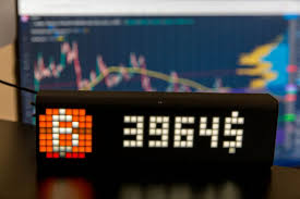 Use the toggles to view the btc price change for today, for a week, for a month, for a year and. Echtzeit App Lametric Zeigt Den Aktuellen Bitcoin Kurs Mit Uhranzeige Vor Computerbildschirm Creative Commons Bilder