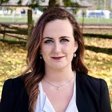 Kerrie Sullivan's Instagram, Twitter & Facebook