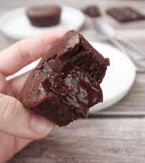 Fondant Au Chocolat Au Coeur Coulant Vegan Perle En Sucre In 2020 Vegan Dessert Chocolate Vegan Dessert Recipes Health Desserts