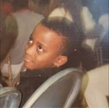 35 year old Mike Conley said one of the first things 21 year old Anthony  Edwards asked him he arrived to Minnesota was “you play Call of Duty?”  Gotta love Ant 😂🎮