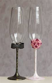 Champagne Glasses 2019 Wedding Champagne Glasses Table Decor Ideas Wedding Champagne In 2020 Champagne Glasses Decorated Wedding Champagne Glasses Wedding Glasses
