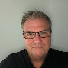 Fernando Chappell's Instagram, Twitter & Facebook