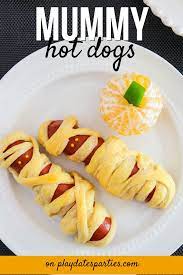 Mummy Hot Dogs Recipe Made With Crescent Rolls Dog Recipes Mummy Hot Dogs Recipe Mummy Dogs