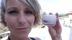 Changez de coiffure tous les jours, vous éviterez ainsi qu'ils ne se fragilisent à un endroit précis. Nivea Pure Natural Au Supermarche
