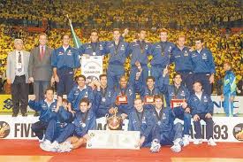 O vôlei de praia feminino é uma das modalidades onde as atletas brasileiras encontram mais destaque. Ex Jogador Da Selecao Max Lembra Problemas Internos Do Brasil Nos Jogos De 1996 E 2000 Separei Dois Medalhoes De Pancadaria Volei Ge