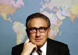 Il rapporto USA-Cina, il Nobel, Aldo Moro e tanto altro ancora. Chi era  Kissinger?