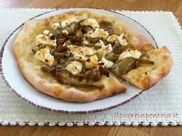 Marinara, margherita, capricciosa, vegetariana, a crudo con mozzarella di bufala e tanti altri gusti che trovate nelle varianti farcitura per la pizza, accontentando tutta la famiglia e amici che avete a cena o a pranzo! Pizza 10 Condimenti Fai Da Te Al Di La Della Margherita Greenme