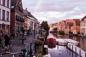 Ontdek onze actuele programmatie voor kinepolis antwerpen. Brugge Sehen Und Hassen Gent Brugge Antwerpen Roadtrip Belgien