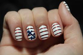 Las uñas de las manos y los pies dicen mucho de nuestra personalidad, por ello vamos a centrarnos en enseñarte cómo pintarse no podemos hablar de uñas sin comentar las uñas de colores 2021. Https Xn Decorandouas Jhb Net Unas Nauticas
