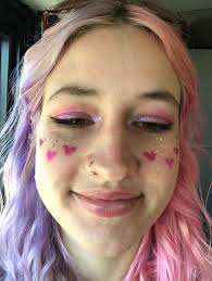 1 AM, windows open due to summer heat