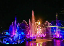 Rivers Of Light Animal Kingdom S Newest Nighttime Experience Vacation Trips Animal Kingdom Disney Vacation Plan
